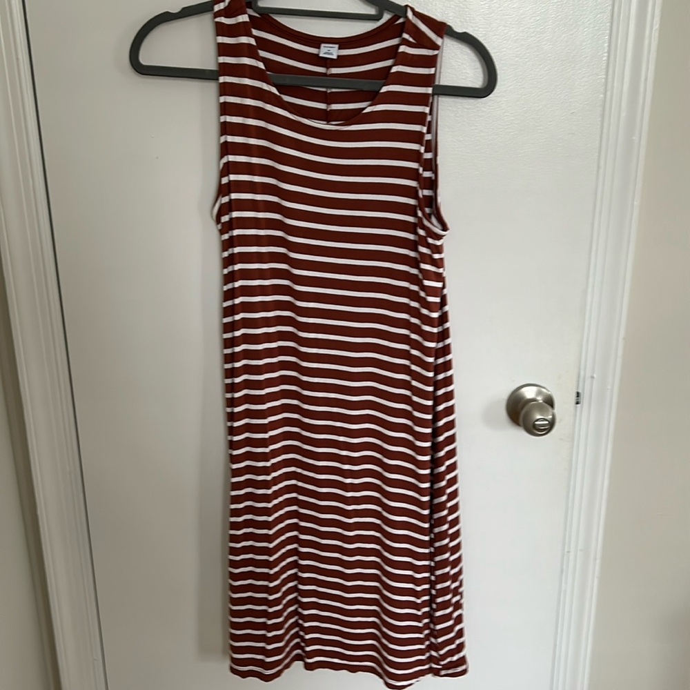 Like new Old Navy sleeveless dress